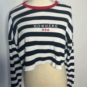 Long sleeve crop top